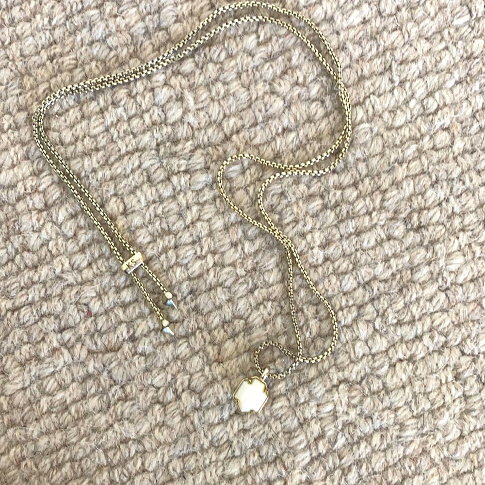 Adjustable Kendra Scott Necklace with white pendant